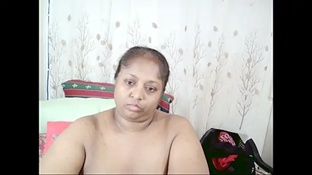 Indiantasha live cam on StripChat