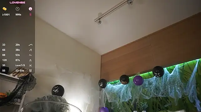 MarlinVarian live cam on StripChat