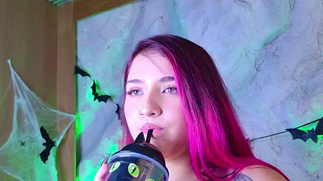 bella_mush webcam