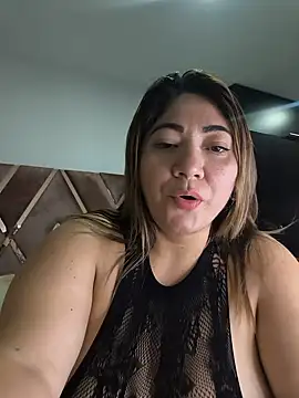 kendra_fire (F milf) - Suck dildo