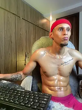 skinny_Latino