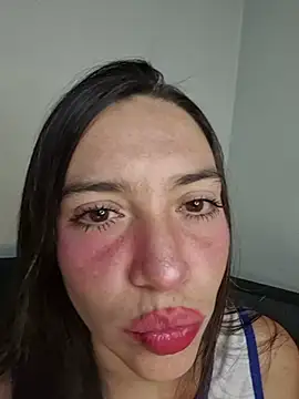loveuu-bae live sex cam