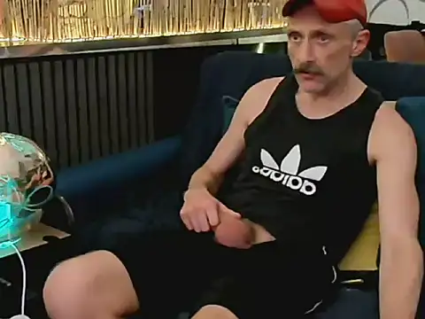 cl0udfuckinGwiThyouruncle live webcam