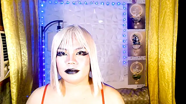 TSbrianaHugeCock