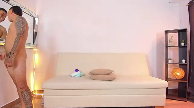 Burning_charm live cam