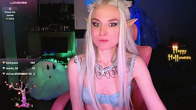 mischellemeow13