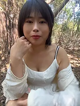 Duoduo18 live cam on StripChat