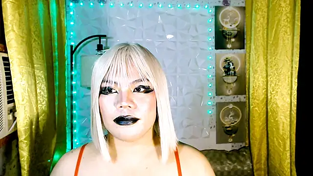 TSbrianaHugeCock webcam