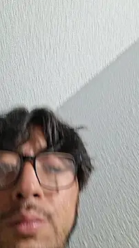 yuhso live cam on StripChat