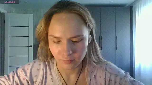 Annie_Cohn live cam on StripChat