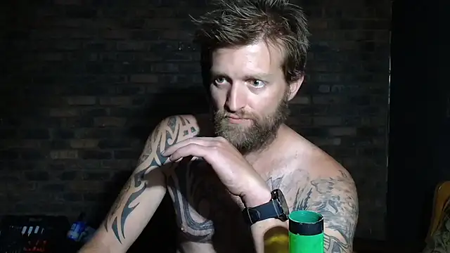 the-billy-blue live cam on StripChat