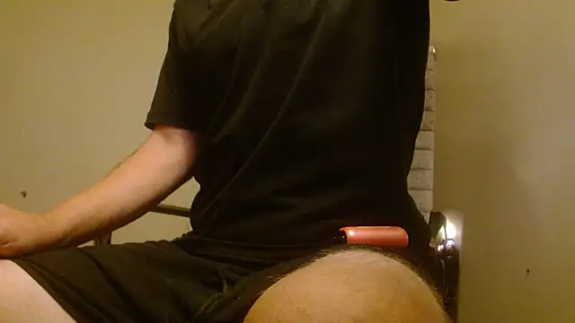 Explosive_andyy live cam on StripChat