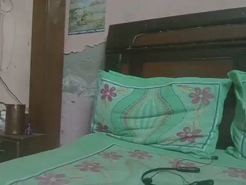 Desi_couple85
