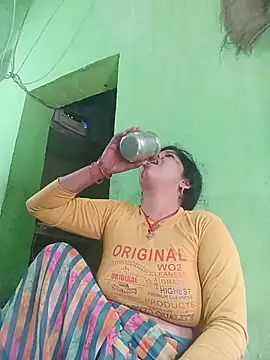 Joohi_Chawla143