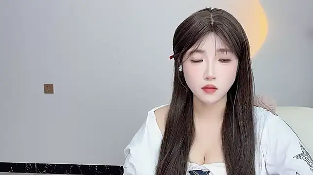 Lucy_8858