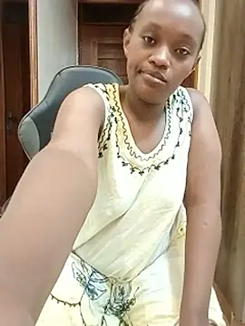BROWNLILLY live cam on StripChat