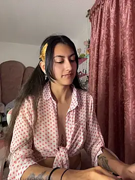 sweetfoxy_Alice