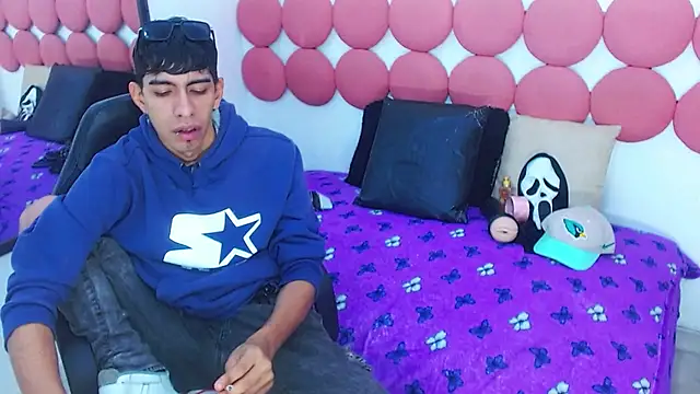 Drake_Jack live sex cam