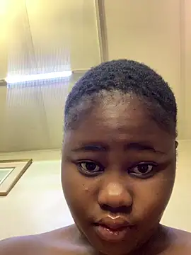 TThickblackpussy1 live cam on StripChat