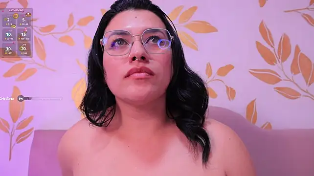 alix_bay live cam on StripChat