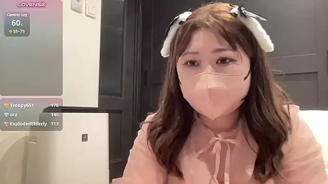 mirai_ch (F young) - 下の服ぽい❤️