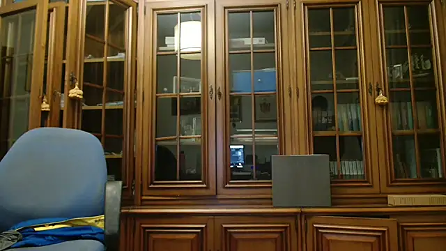 italian_max_sex live cam
