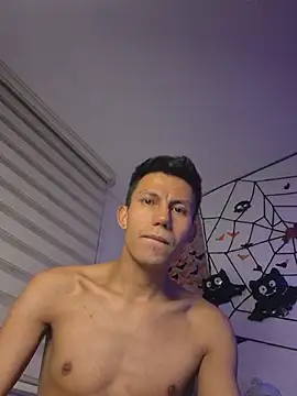 Little_bunny13 webcam