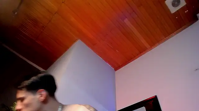 Dustin_Sonne live cam on StripChat