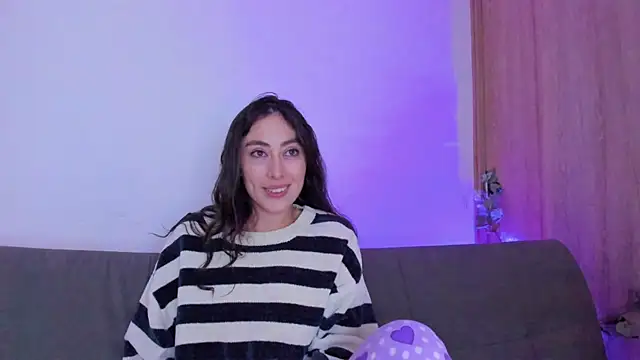 Amatiista live cam on StripChat