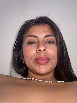 alicent_ (F young) - 🍓FINGERS IN MY PUSSY🍓