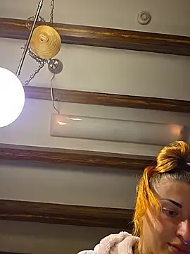 kylie_blck (F young) - Countdown+ShowTits+Tonge+1SurpriseVideo