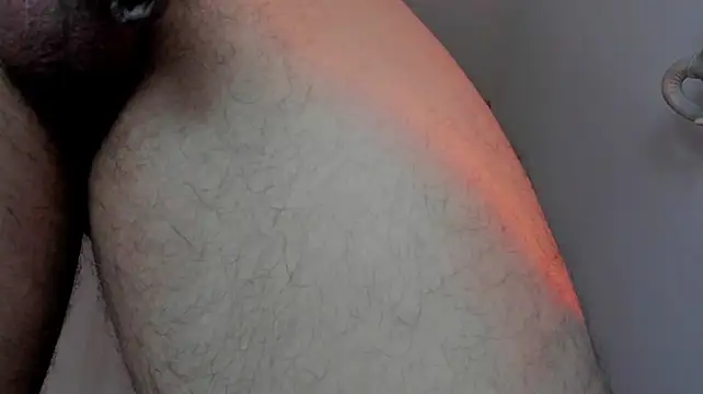 AUSTINN_TORRES on Stripchat