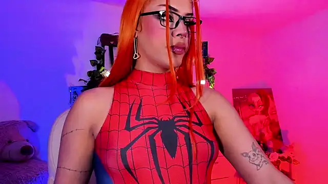Devil_Kitsa live cam on StripChat