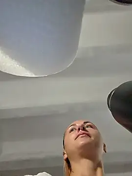 kylie_blck's live room