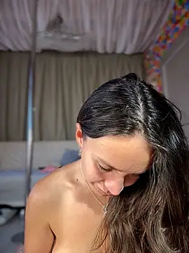 quietnicole's live room