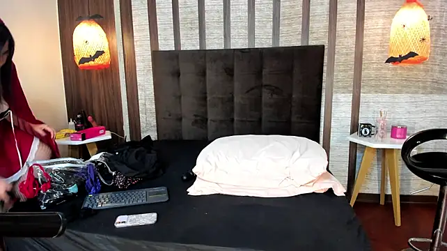 Hannah_Cross live cam on StripChat