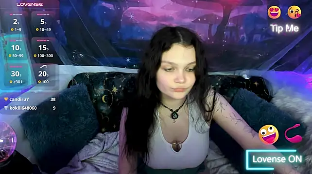 Lincy_Parker live cam on StripChat