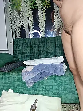 KIannaNicole live cam on StripChat