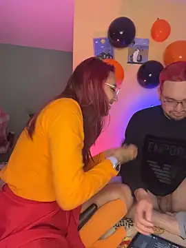 hotlatinocouple__ live cam