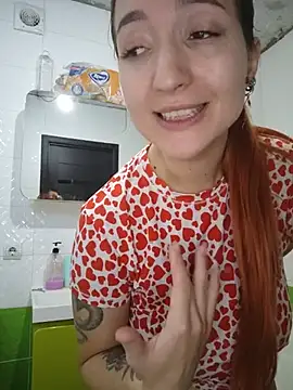 LeonaFox webcam