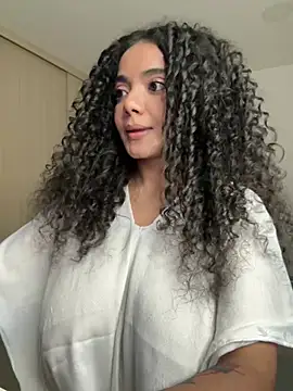 Curlyierr webcam