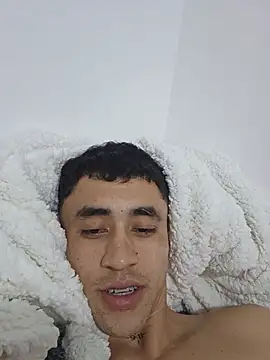 Cris-h live cam