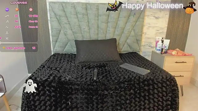 Bellahmilf live cam on StripChat