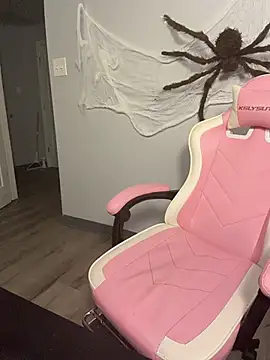 nyna_stax (F milf) - SUCK