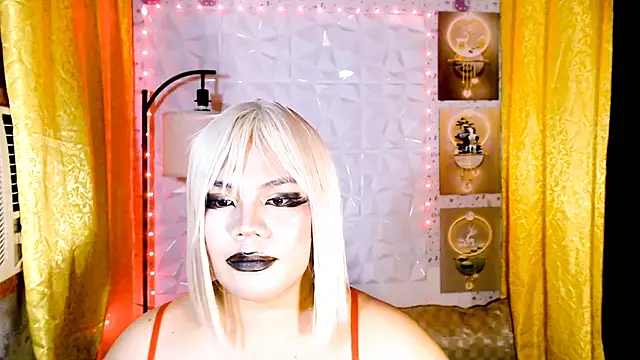 TSbrianaHugeCock live cam preview
