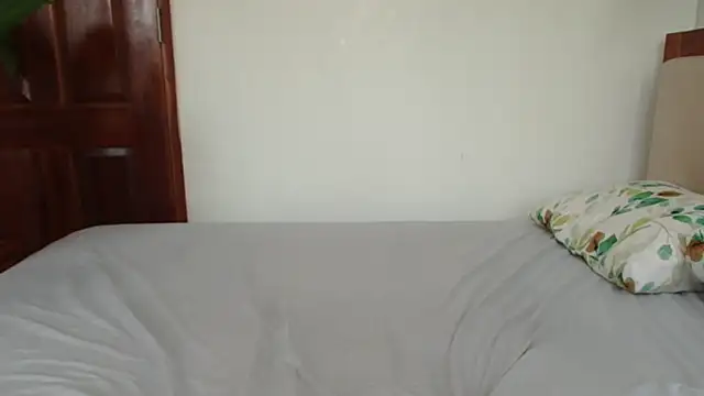 CaramelChaos live cam on StripChat