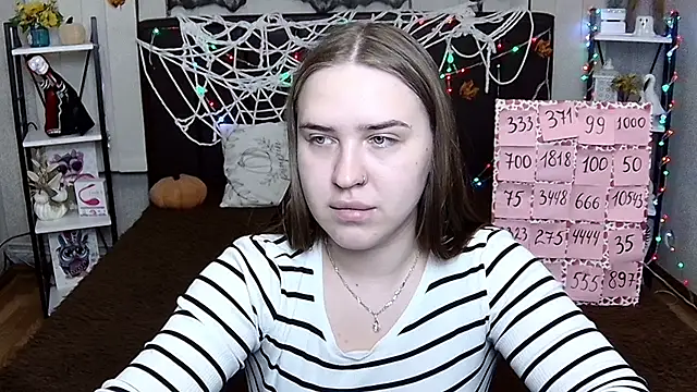 LauraHlot