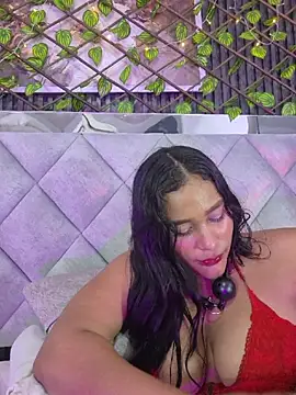 Sara_Chanel_
