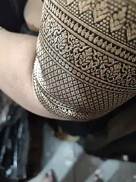 indianhotwife639 live sex cam