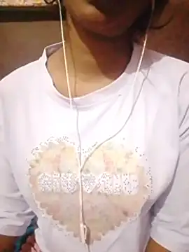 Ayesha_khan2